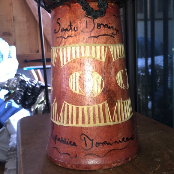 Wood hand drum from Santo Domingo. - Picture 4 of 4